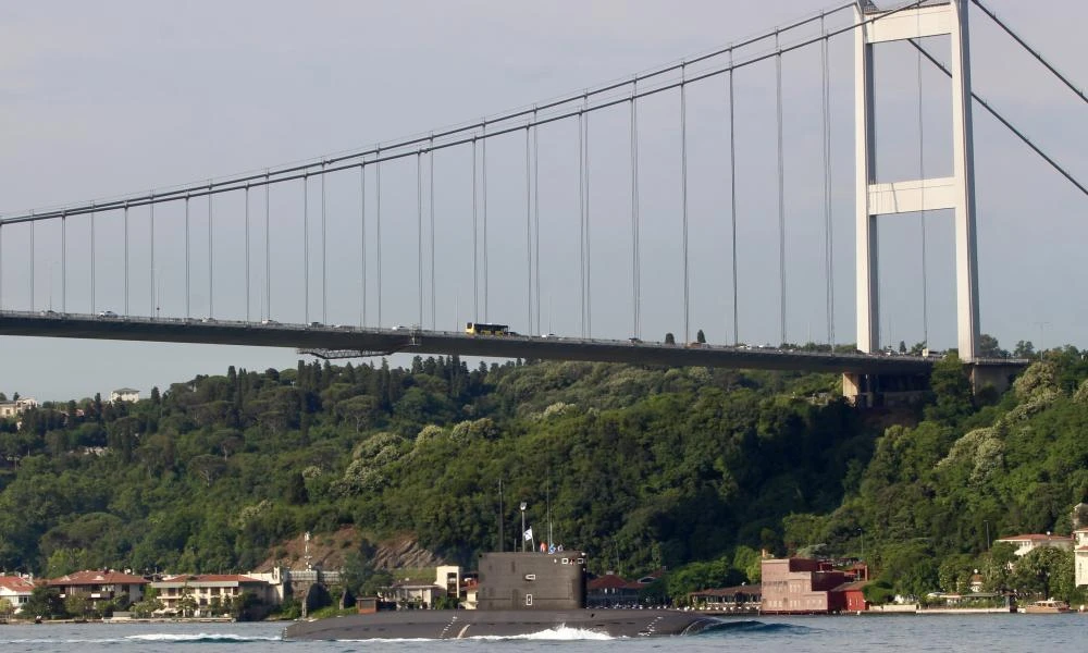 Κλειστός ο Βόσπορος; Ε και; Άσσος στο “μανίκι” της Ρωσίας οι εσωτερικές πλωτές οδοί